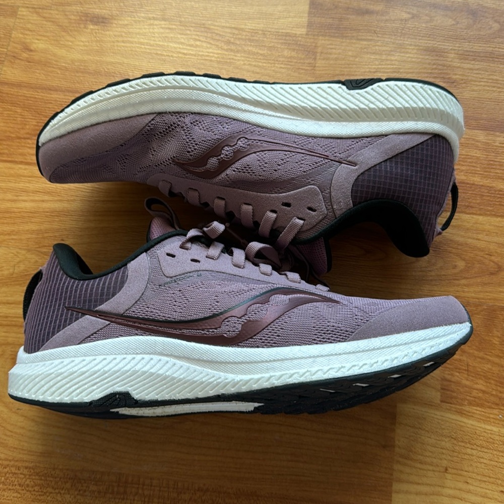 Saucony Freedom 5